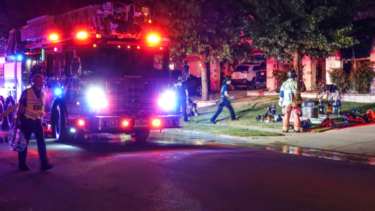 Crews put out house fire early Wednesday in Cedar Park