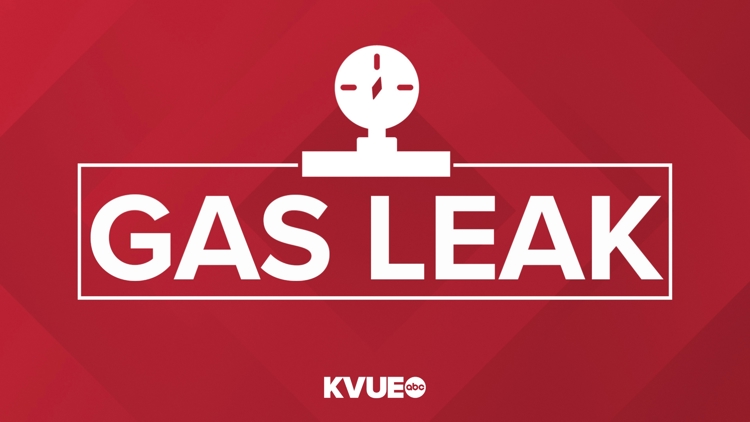 Crews responding to gas leak in Fredericksburg