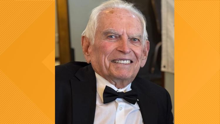 Longtime Austin auto dealer Roger Beasley dies at 87