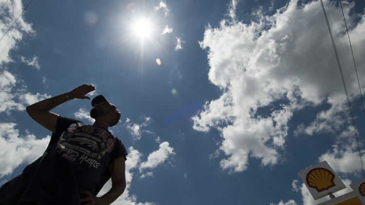 Pflugerville firefighters urge Central Texans to take heat precautions as triple-digit temperatures return