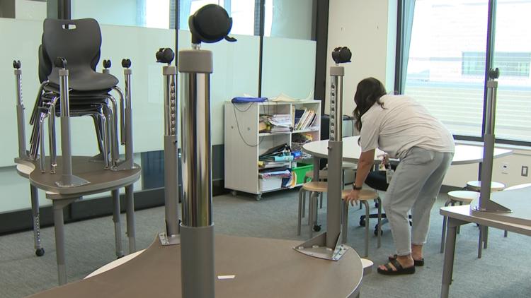 The cost of a classroom: Texas teachers spend their own money to prepare for students