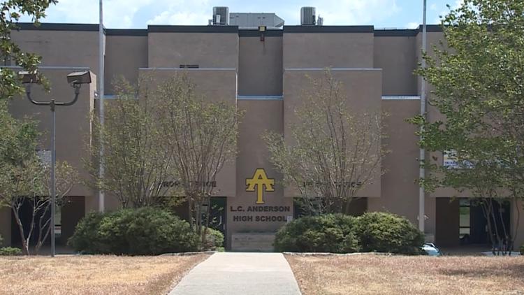 Air conditioning issues prompt early release at Anderson High School