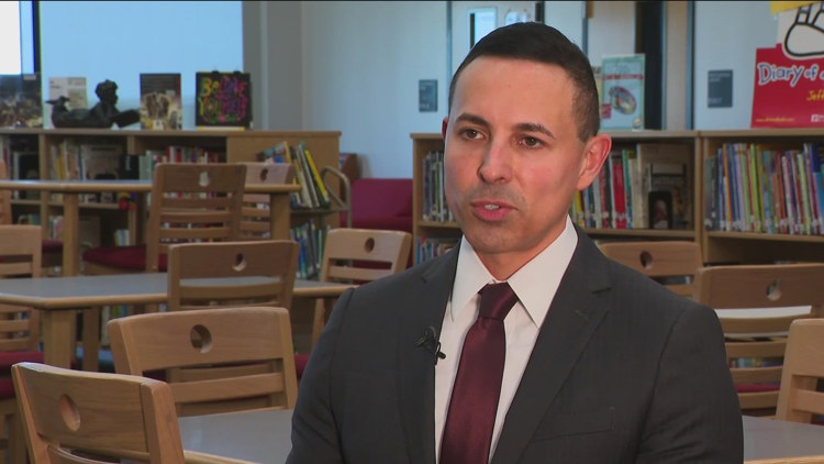 Del Valle ISD superintendent to leave in November