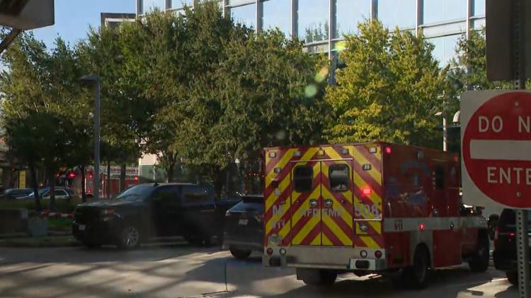Envelope with suspicious powder sent to Sen. Ted Cruz’s Houston office, sources say