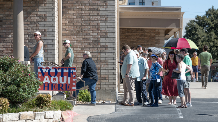 Website error delays 15,000 Texas voter registration updates days before early voting